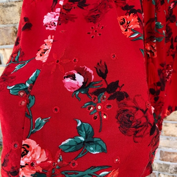 Torrid Red Floral Babydoll Eyelet Elastic Back Bishop Sleeve Lace-Up Top 3 = 3X - Picture 7 of 15